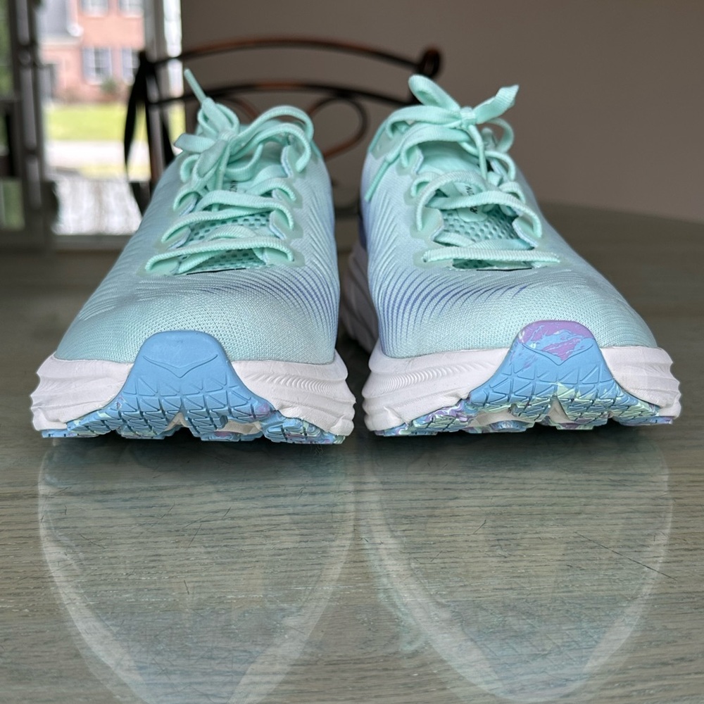 Hoka Women's Running Sneakers 9.5 - Picture 6 of 10
